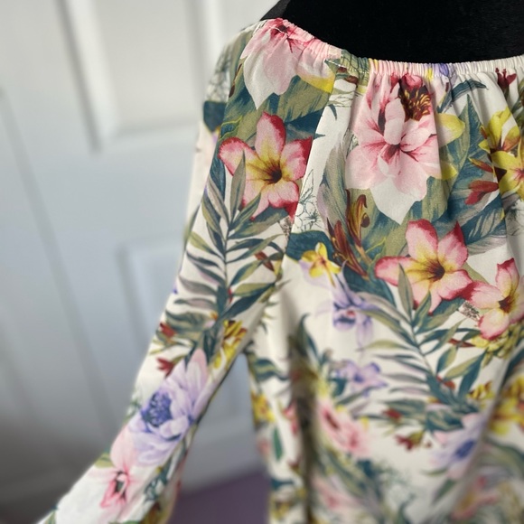 Forver21 Plus Off-the-Shoulder Floral Top Size 1X - Picture 4 of 7
